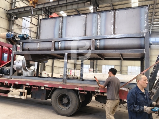 客戶定制大型料倉需求落地,今日完成裝車發(fā)貨